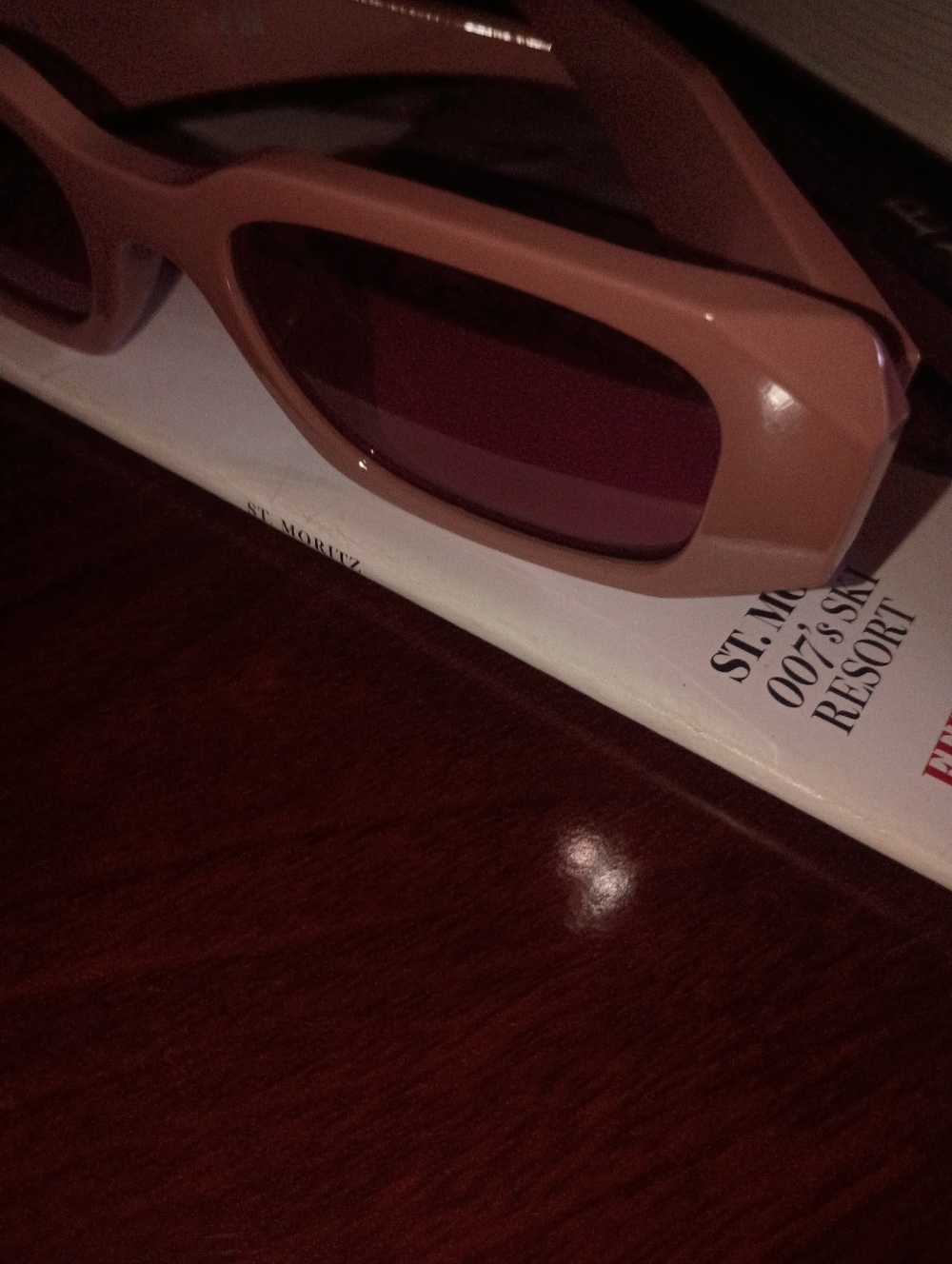 PRADA Milano Symbole - Picture 7 of 8